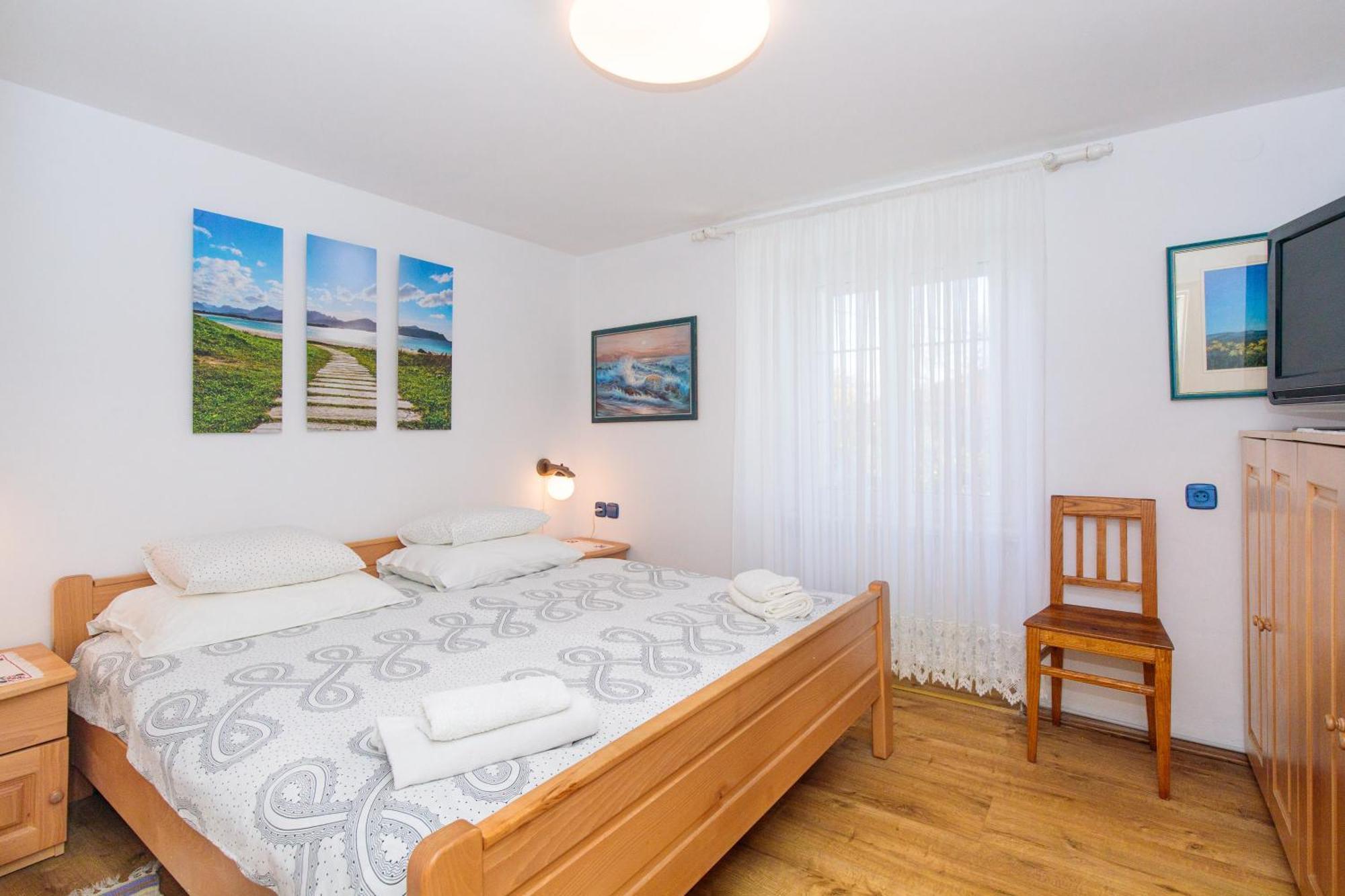 Apartment Villa Marija, Pinezici Крк Екстер'єр фото