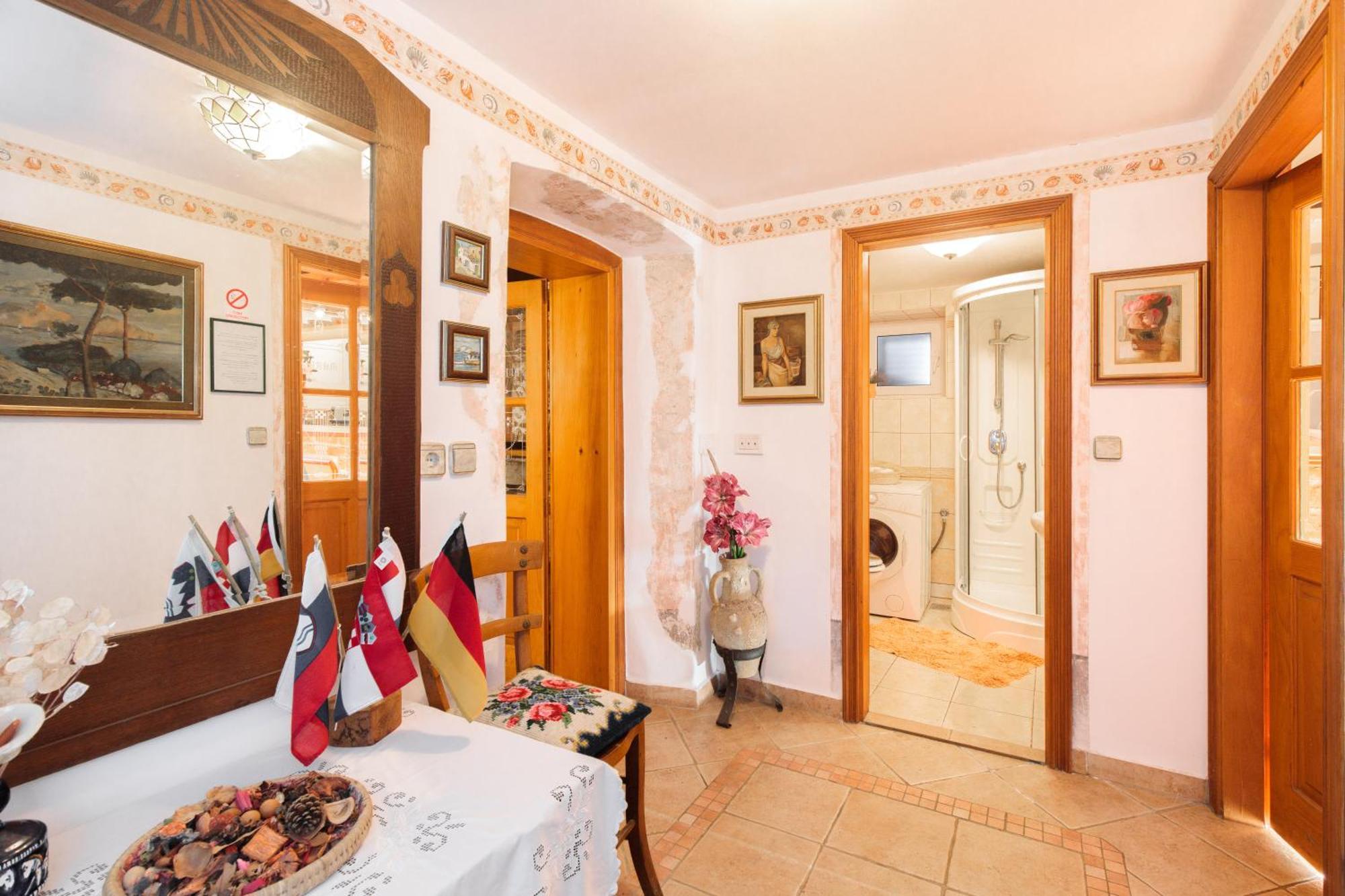 Apartment Villa Marija, Pinezici Крк Екстер'єр фото
