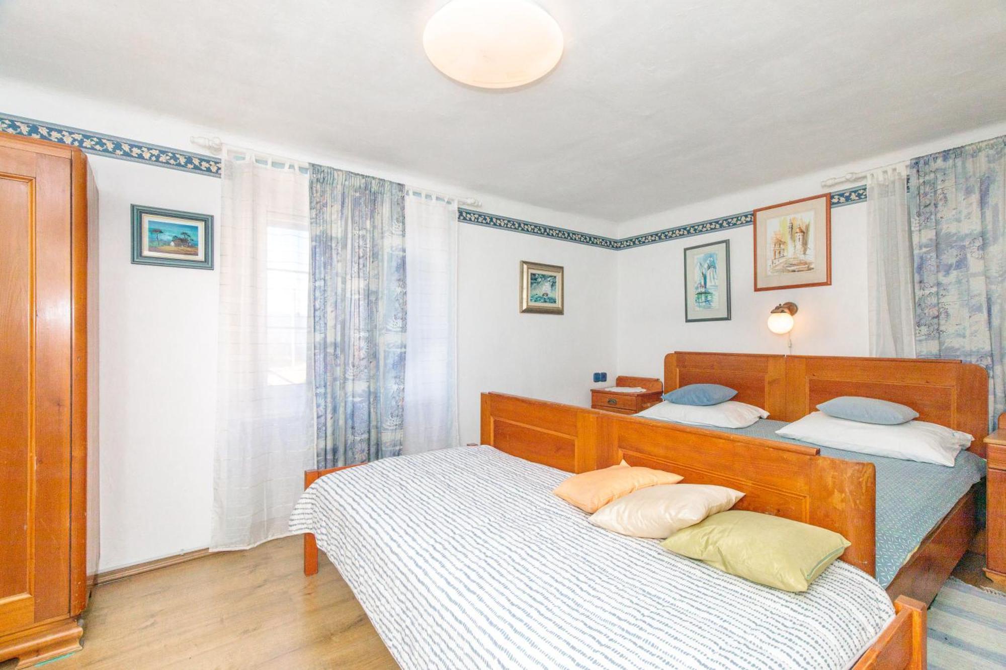 Apartment Villa Marija, Pinezici Крк Екстер'єр фото